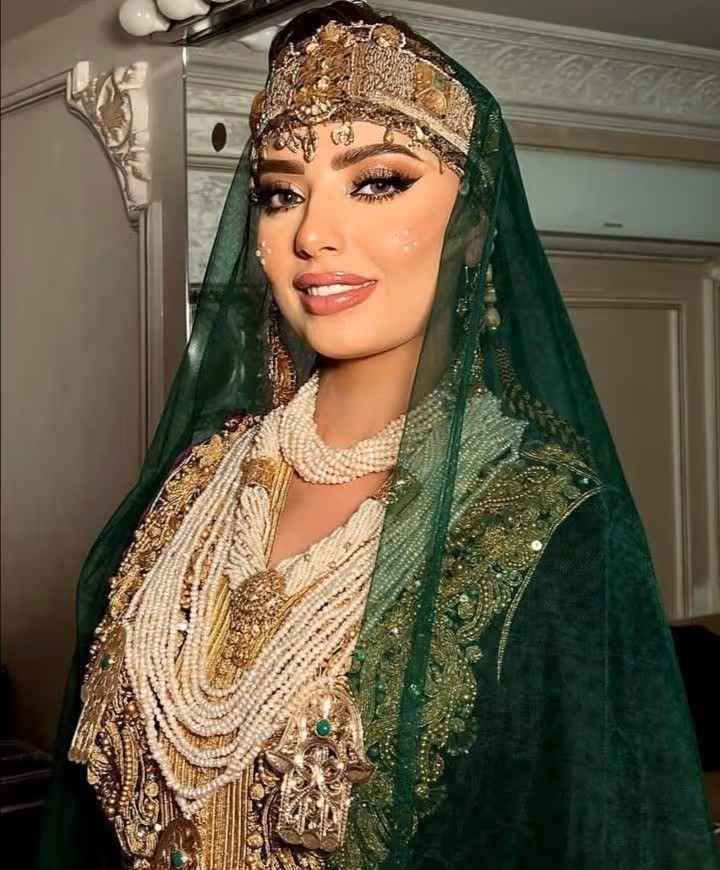 Moroccan makeup