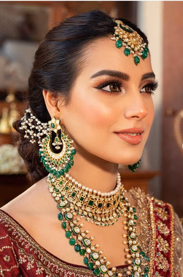 Indian makeup